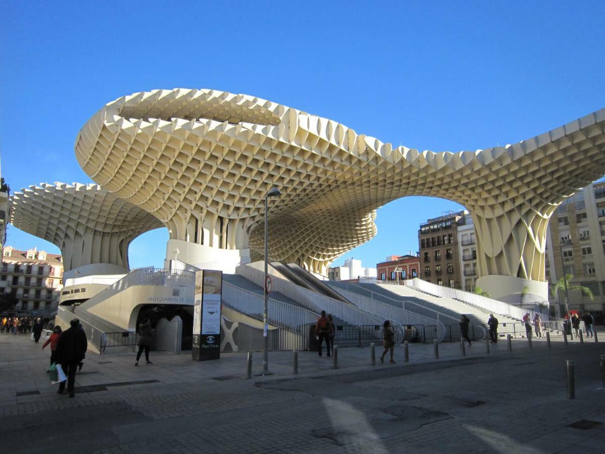 Centrico Plaza Del Salvador * Sevilha
